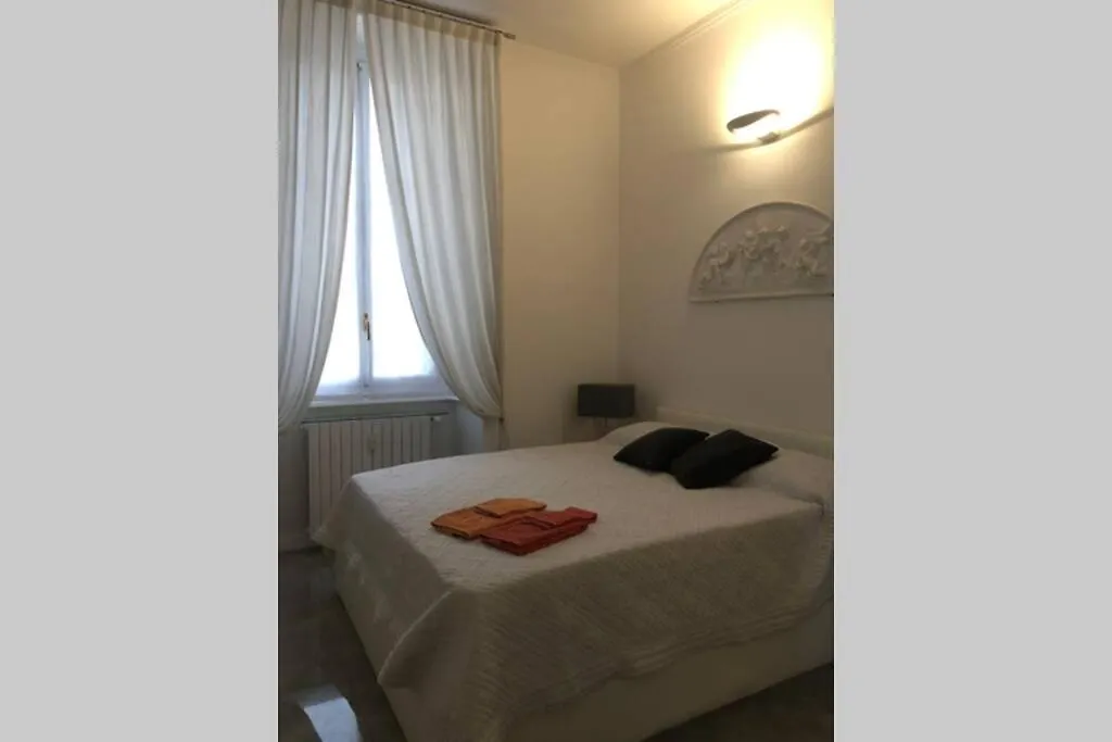 דירה מילאנו Casa Alberto Da Giussano, Elegante Bilocale In Centro Con Balcone Sul Parco